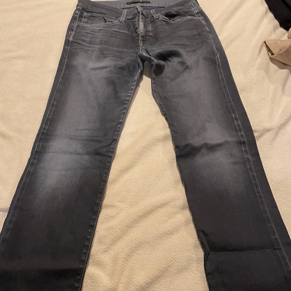 Mint Condition Joe’s 30x32 Straight and Narrow Jeans
